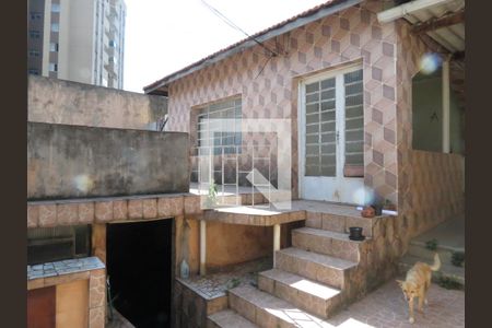 Casa à venda com 250m², 2 quartos e 2 vagasEntrada