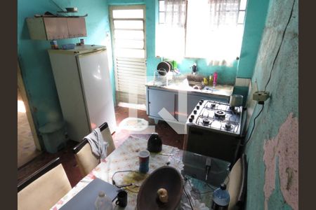 Casa à venda com 250m², 2 quartos e 2 vagasCozinha