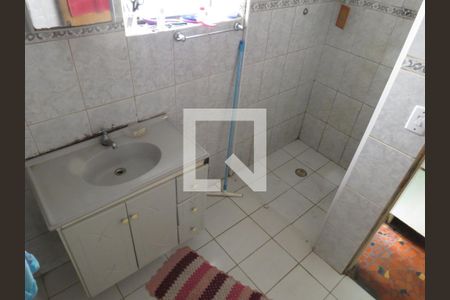 Casa à venda com 250m², 2 quartos e 2 vagasBanheiro