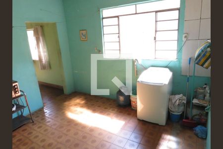 Casa à venda com 250m², 2 quartos e 2 vagasLavanderia