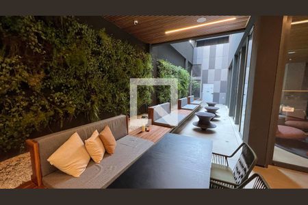 Apartamento para alugar com 70m², 2 quartos e 1 vaga Apartamento para alugar com 70m², 2 quartos e 1 vagaHall social