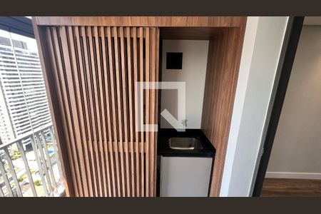 Apartamento para alugar com 70m², 2 quartos e 1 vaga Apartamento para alugar com 70m², 2 quartos e 1 vagaDetalhe da varanda
