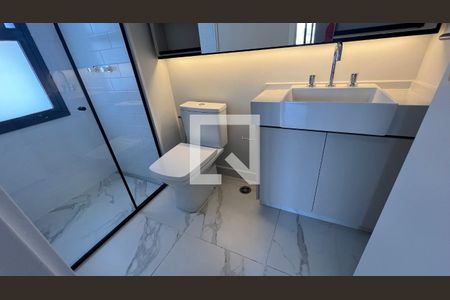 Apartamento para alugar com 70m², 2 quartos e 1 vaga Apartamento para alugar com 70m², 2 quartos e 1 vagaBanheiro da Suíte 2