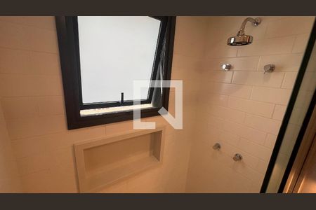 Apartamento para alugar com 70m², 2 quartos e 1 vaga Apartamento para alugar com 70m², 2 quartos e 1 vagaBanheiro da Suíte 1