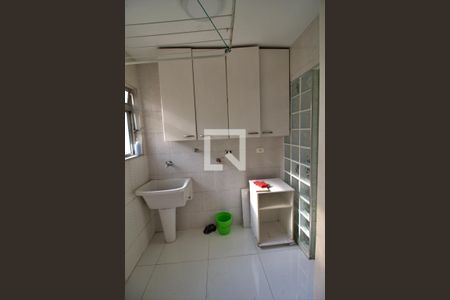 Apartamento à venda com 68m², 3 quartos e 2 vagasÁrea de Serviço