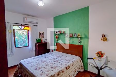 Quarto 1 de casa à venda com 4 quartos, 290m² em Pechincha, Rio de Janeiro
