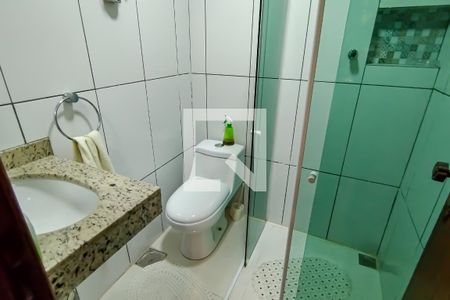 Casa de condomínio à venda com 290m², 4 quartos e 2 vagasBanheiro