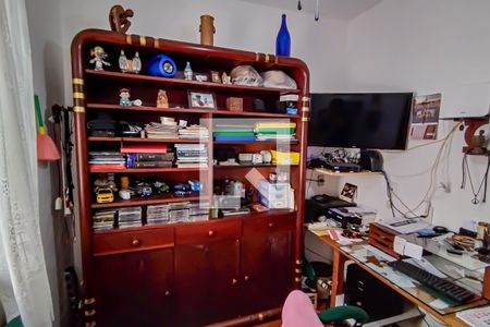 Casa de condomínio à venda com 290m², 4 quartos e 2 vagasQuarto 2