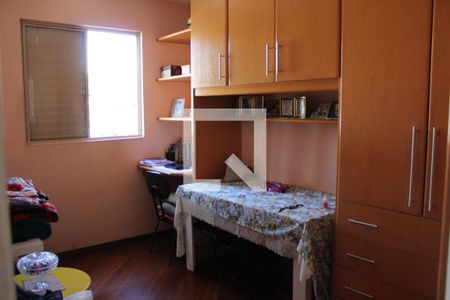 Apartamento à venda com 57m², 2 quartos e 1 vagaQuarto 2