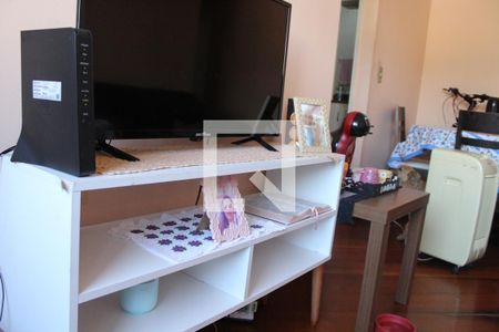 Apartamento à venda com 57m², 2 quartos e 1 vagaDetalhe Sala