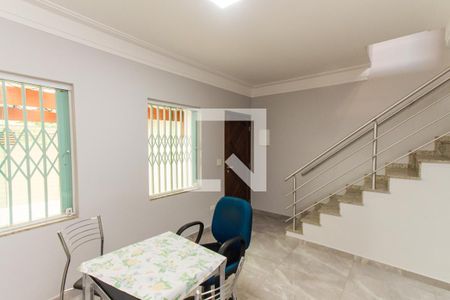 Sala   de casa à venda com 2 quartos, 99m² em Vila Santa Terezinha (zona Norte), São Paulo