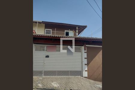 Casa à venda com 99m², 2 quartos e 2 vagasFachada