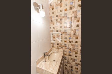 Lavabo   de casa à venda com 2 quartos, 99m² em Vila Santa Terezinha (zona Norte), São Paulo