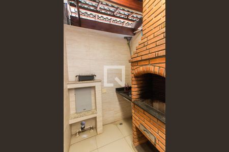 Casa à venda com 99m², 2 quartos e 2 vagasGaragem