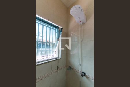 Casa à venda com 99m², 2 quartos e 2 vagasBanheiro da Suíte 1