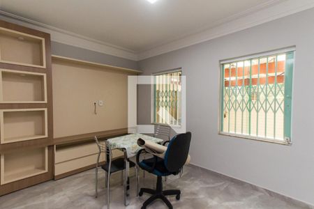 Sala   de casa à venda com 2 quartos, 99m² em Vila Santa Terezinha (zona Norte), São Paulo