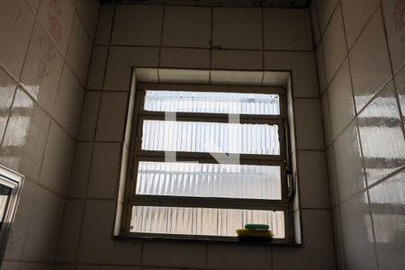 Casa para alugar com 150m², 3 quartos e 2 vagasBanheiro - detalhes