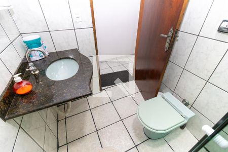 Casa à venda com 360m², 5 quartos e 3 vagasBanheiro 2