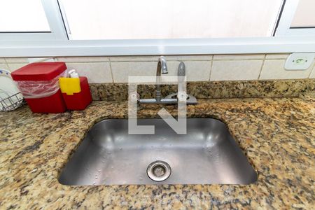 Casa à venda com 360m², 5 quartos e 3 vagasCozinha - Torneira