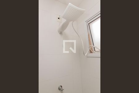 Casa à venda com 85m², 2 quartos e 1 vaga Casa à venda com 85m², 2 quartos e 1 vagaBanheiro