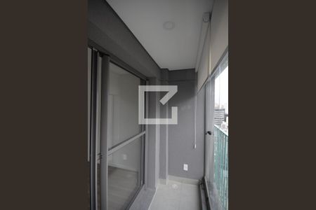 Varanda de kitnet/studio para alugar com 1 quarto, 26m² em Liberdade, São Paulo