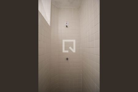 Casa à venda com 200m², 4 quartos e 2 vagasBanheiro