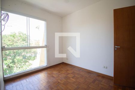 Casa à venda com 200m², 4 quartos e 2 vagasQuarto 2 - Suíte