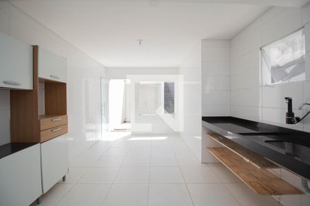 Casa à venda com 200m², 4 quartos e 2 vagasCozinha