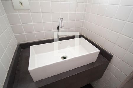 Casa à venda com 200m², 4 quartos e 2 vagasBanheiro