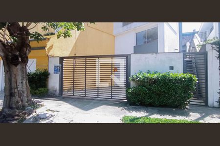 Casa à venda com 200m², 4 quartos e 2 vagasFachada 