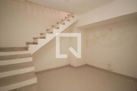 Quarto 1 - Suíte de casa à venda com 4 quartos, 200m² em Parque São Domingos, São Paulo