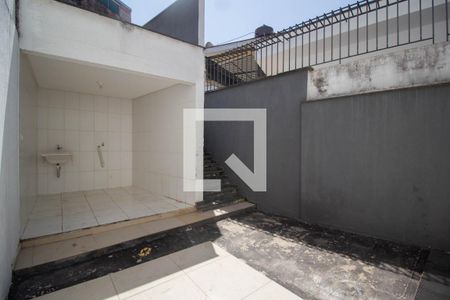 Casa à venda com 200m², 4 quartos e 2 vagasQuintal