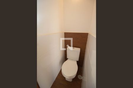 Casa à venda com 200m², 4 quartos e 2 vagasLavabo