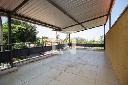 Casa à venda com 200m², 4 quartos e 2 vagasTerraço