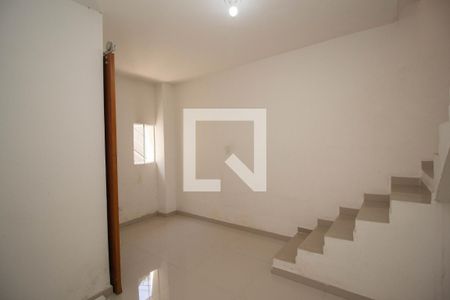 Quarto 1 - Suíte de casa à venda com 4 quartos, 200m² em Parque São Domingos, São Paulo