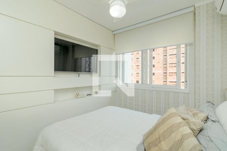 Quarto Suíte de apartamento à venda com 3 quartos, 80m² em Jardim Sabará, Porto Alegre