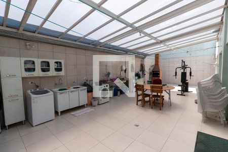 Casa para alugar com 257m², 3 quartos e 5 vagasLavanderia