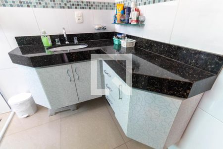 Casa para alugar com 257m², 3 quartos e 5 vagasBanheiro da Suíte 2