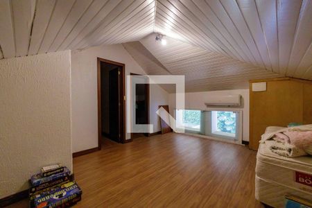 Casa de condomínio para alugar com 902m², 5 quartos e 6 vagas Casa de condomínio para alugar com 902m², 5 quartos e 6 vagasSuíte 3