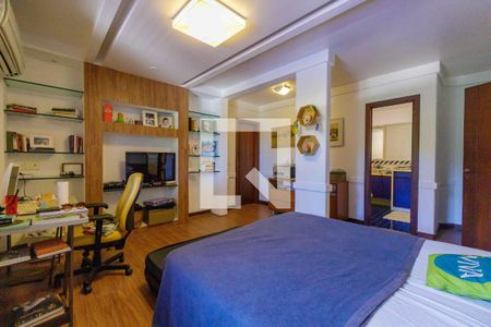 Casa de condomínio para alugar com 902m², 5 quartos e 6 vagas Casa de condomínio para alugar com 902m², 5 quartos e 6 vagasSuíte 3