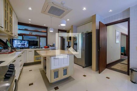 Casa de condomínio para alugar com 902m², 5 quartos e 6 vagas Casa de condomínio para alugar com 902m², 5 quartos e 6 vagasCozinha