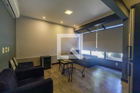 Casa de condomínio para alugar com 902m², 5 quartos e 6 vagas Casa de condomínio para alugar com 902m², 5 quartos e 6 vagasSaleta