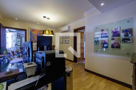 Casa de condomínio para alugar com 902m², 5 quartos e 6 vagas Casa de condomínio para alugar com 902m², 5 quartos e 6 vagasEscritório