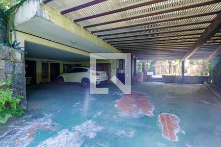 Casa de condomínio para alugar com 902m², 5 quartos e 6 vagas Casa de condomínio para alugar com 902m², 5 quartos e 6 vagasGaragem