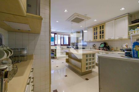 Casa de condomínio para alugar com 902m², 5 quartos e 6 vagas Casa de condomínio para alugar com 902m², 5 quartos e 6 vagasCozinha