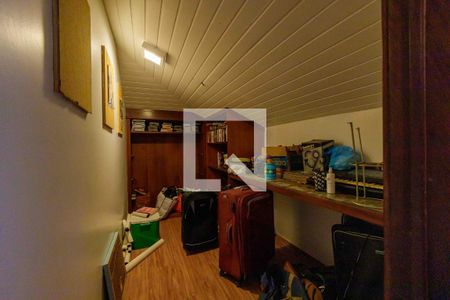 Casa de condomínio para alugar com 902m², 5 quartos e 6 vagas Casa de condomínio para alugar com 902m², 5 quartos e 6 vagasCloset Suíte 3