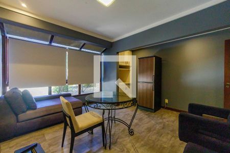 Casa de condomínio para alugar com 902m², 5 quartos e 6 vagas Casa de condomínio para alugar com 902m², 5 quartos e 6 vagasSaleta