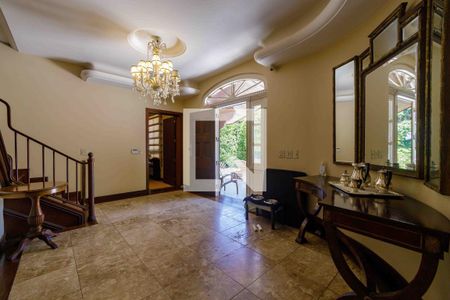 Casa de condomínio para alugar com 902m², 5 quartos e 6 vagas Casa de condomínio para alugar com 902m², 5 quartos e 6 vagasHall de Entrada