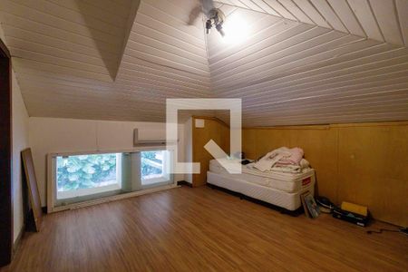 Casa de condomínio para alugar com 902m², 5 quartos e 6 vagas Casa de condomínio para alugar com 902m², 5 quartos e 6 vagasSuíte 3