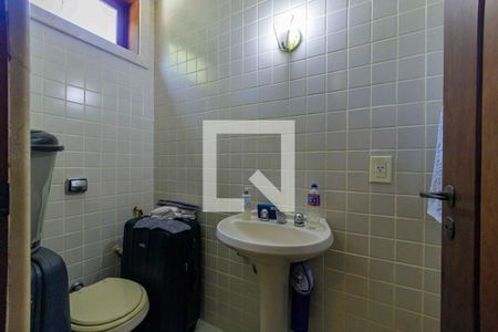 Casa de condomínio para alugar com 902m², 5 quartos e 6 vagas Casa de condomínio para alugar com 902m², 5 quartos e 6 vagasBanheiro Suíte 4